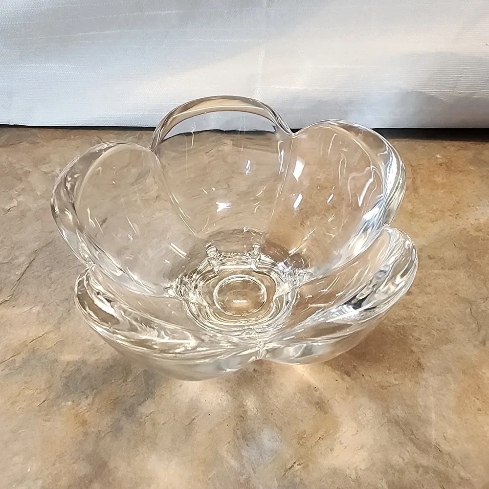 Vintage Clear Crystal Heavy Glass Decorative Flower Petal Serving Bowl 5